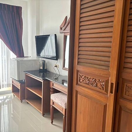 Hotel Praew Mansion à Kamala Beach Extérieur photo
