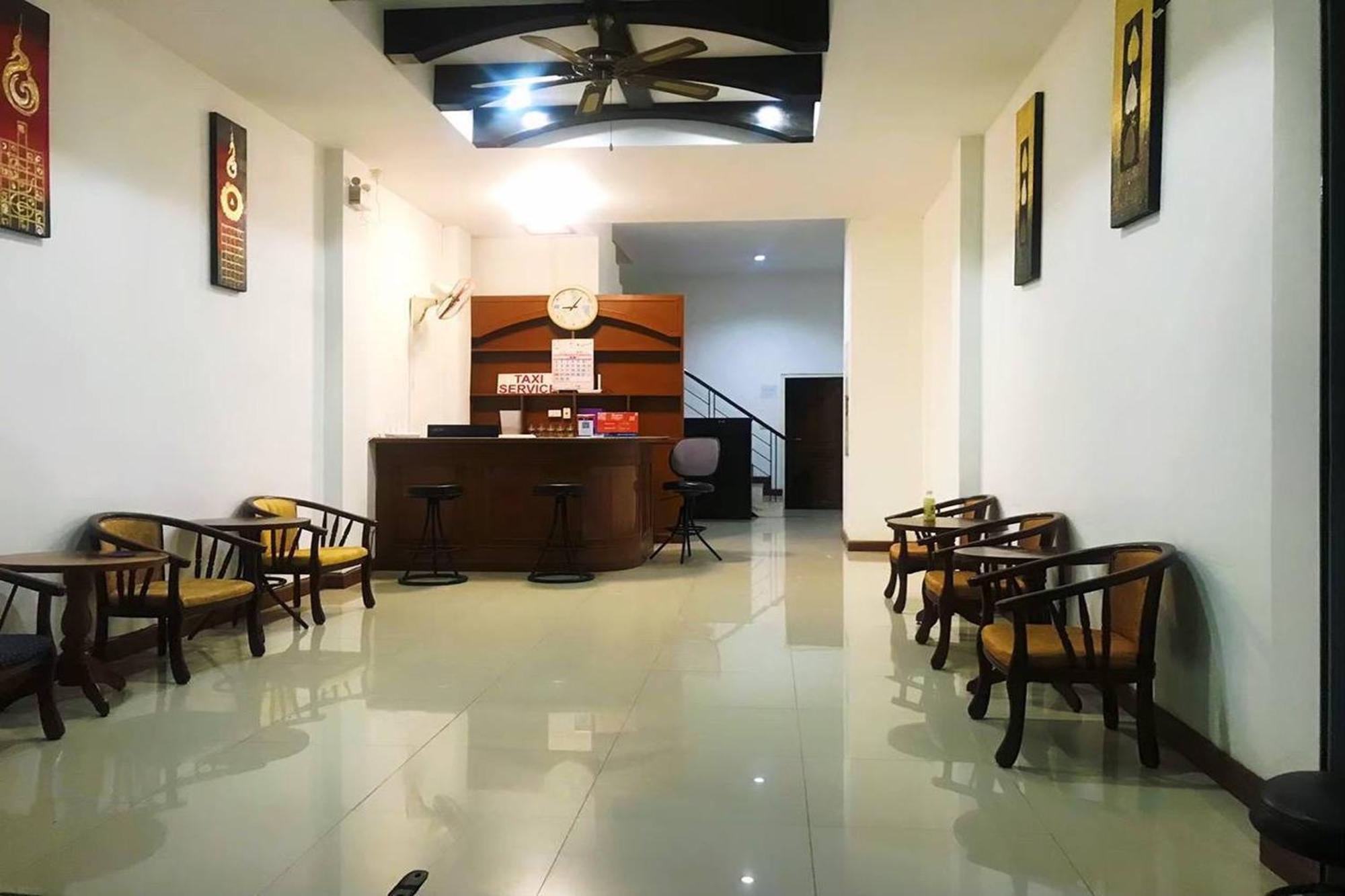 Hotel Praew Mansion à Kamala Beach Extérieur photo